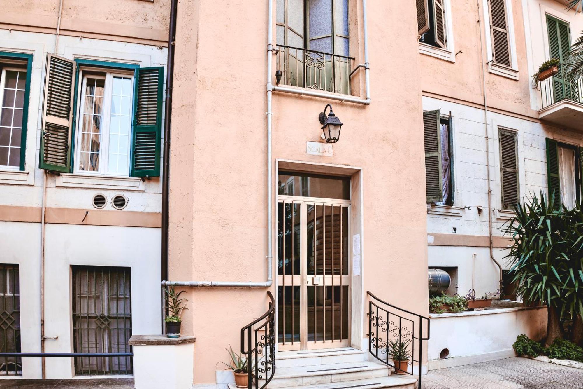 Gio House - Palazzo Storico Apartment Rome Bagian luar foto